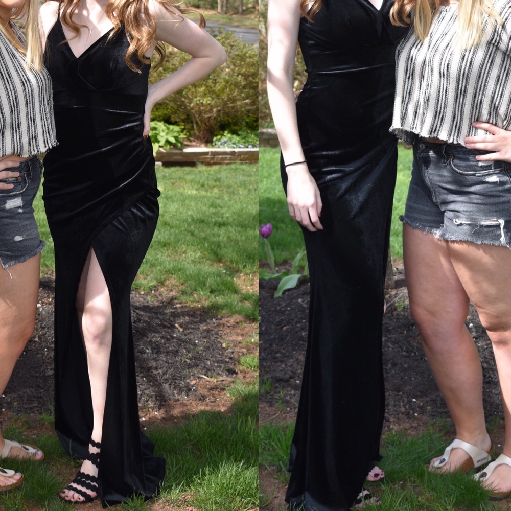Black prom dress for sale!